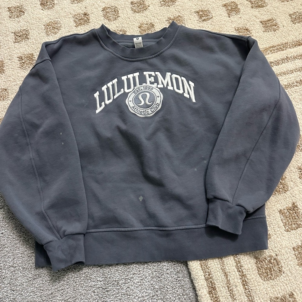 lululemon athletica women’s gray Crewneck Sweater